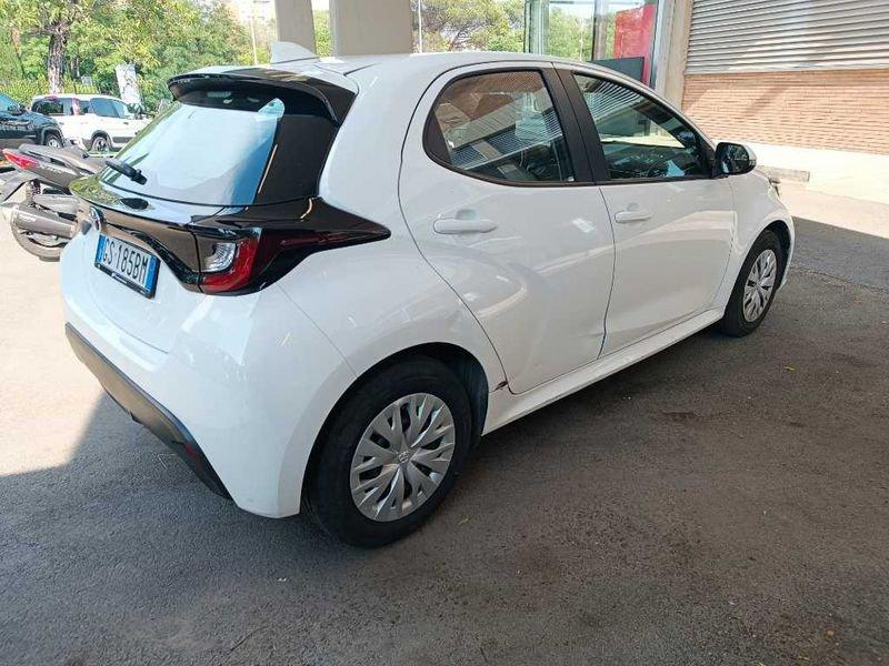 Toyota Yaris 4ª serie 1.0 5 porte Active