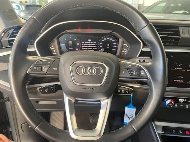 Audi Q3 35 TDI S tronic Business 150 cv