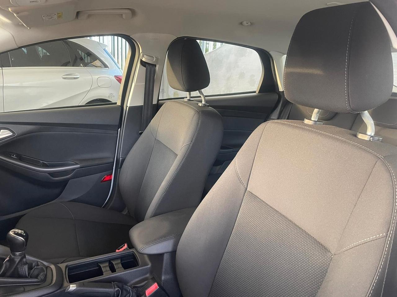 Ford Focus 1.0 EcoBoost 100 CV Start&Stop Business