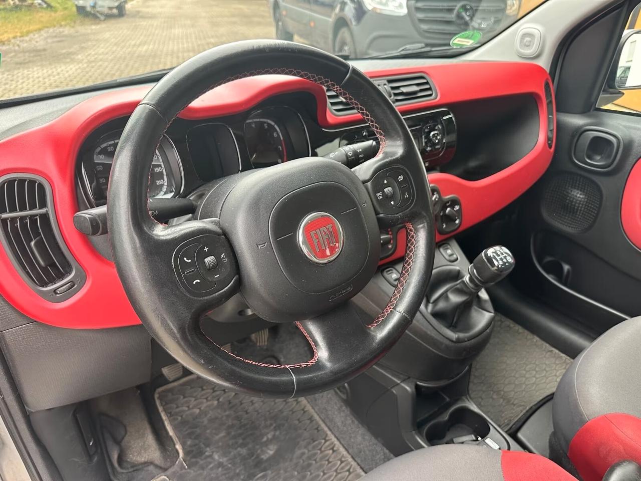 Fiat Panda 1.2 Lounge/5 posti/Prima mano/Aria condizionata