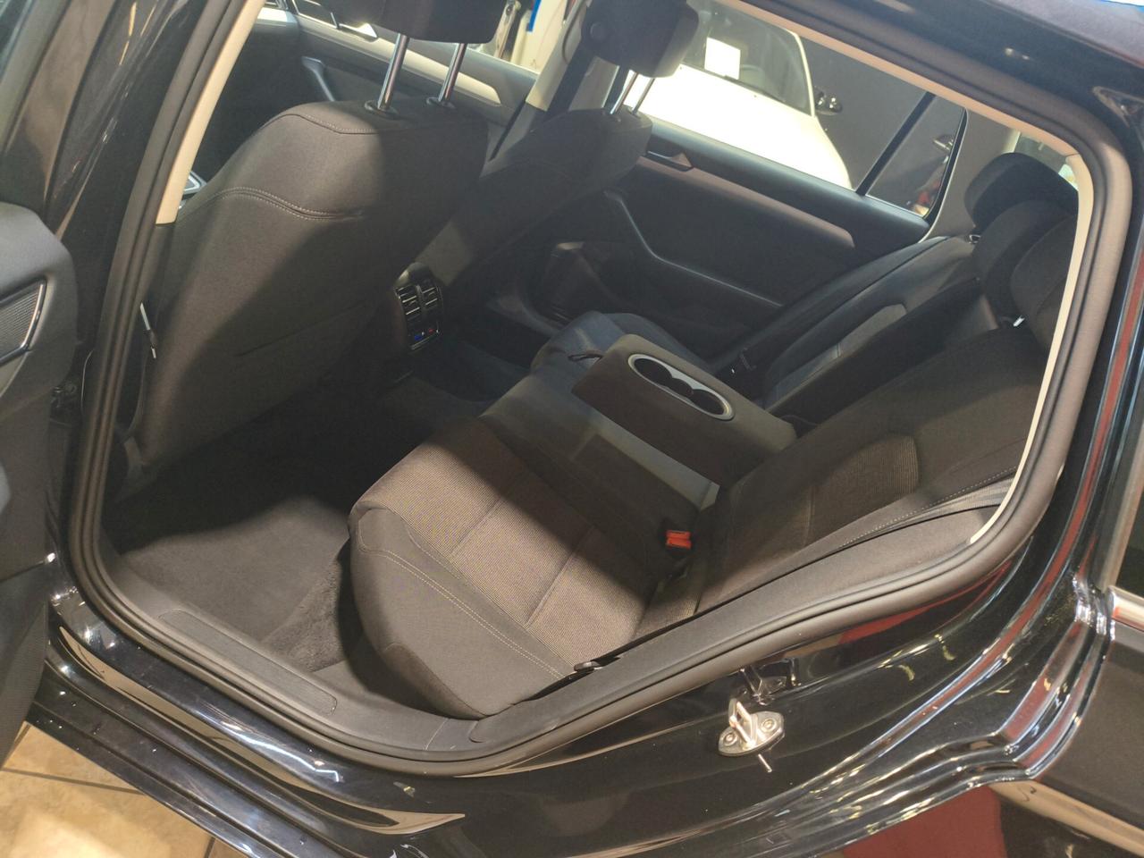 Volkswagen Passat 2.0 TDI DSG Highline BlueMotion Technology