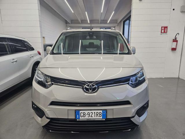 Toyota Proace City Verso 1.5d AUTO - NAVI - GANCIO TRAINO