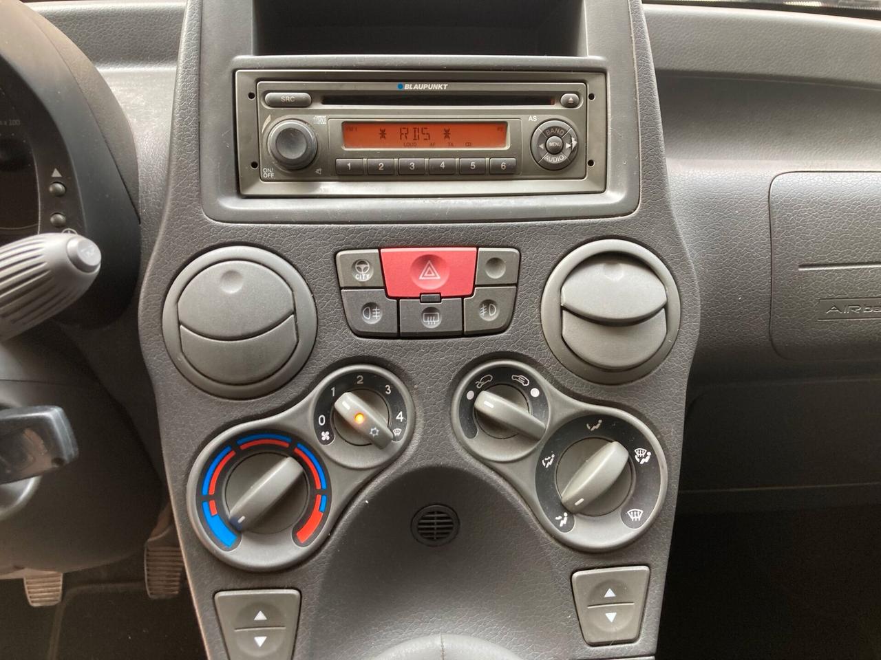 Fiat Panda 1.2 -X NEOPATENTATI- 2011