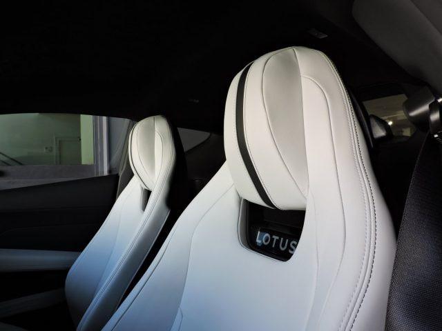 LOTUS Emira FE I4 LIMITED EDITION 1/12 AUTOMATICA