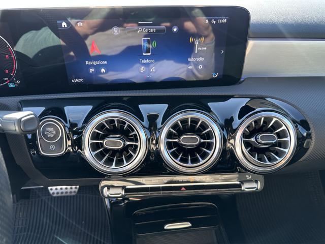 MERCEDES-BENZ A 180 d Automatic AMG Line Premium VENDE PRIVATO