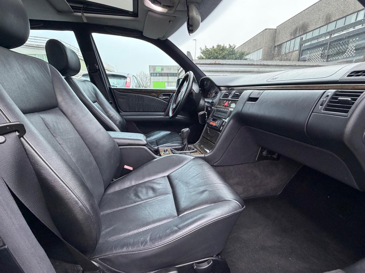 MERCEDES E200 2.0 BENZ-GPL ASI-STORICO 92.000KM