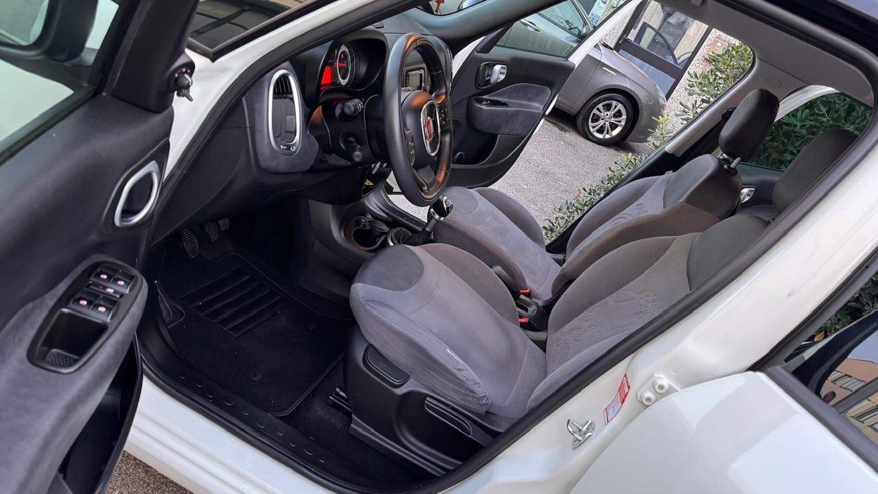 Fiat 500L Living 1.6 Multijet 120 CV Lounge ok neo patentati
