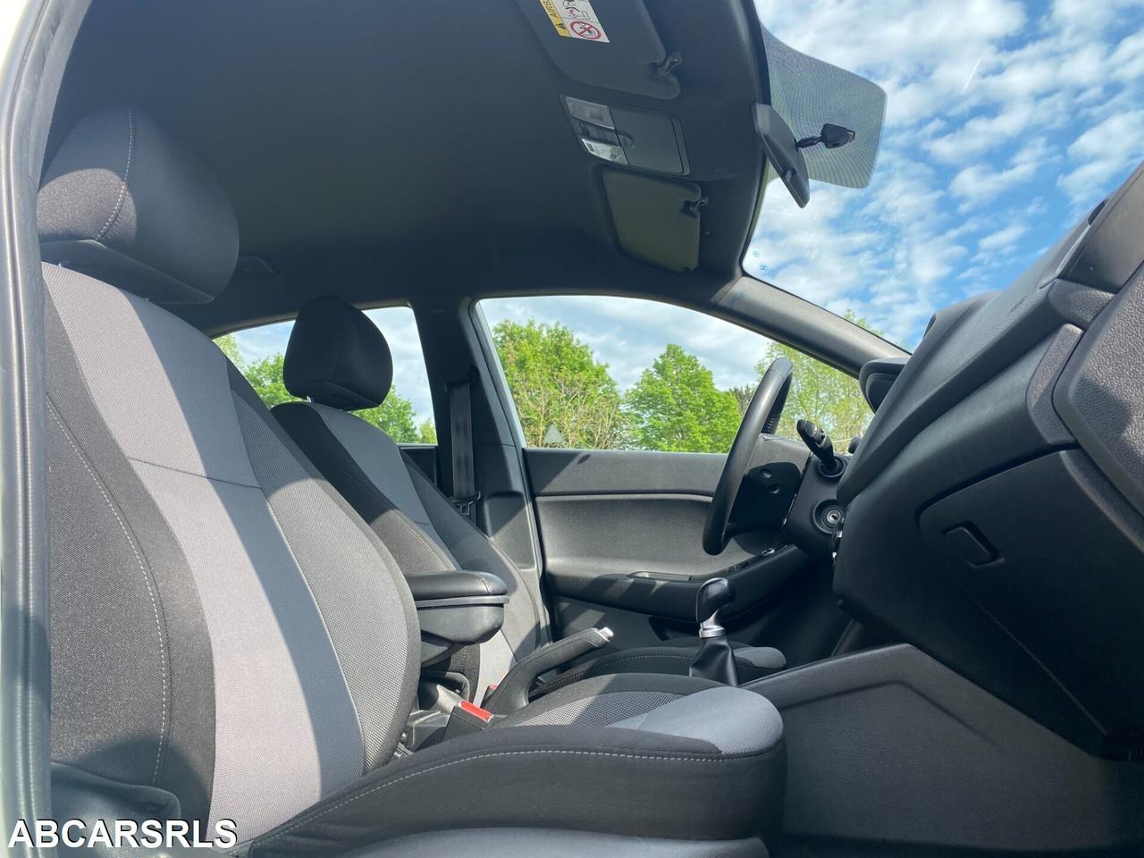 HYUNDAI - i20 - 1.2 GPL 5p. Blackline - NEOPATENTA