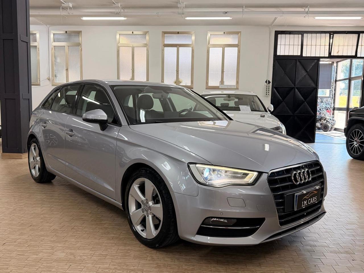 Audi A3 1.6 TDI clean diesel S tronic Ambition