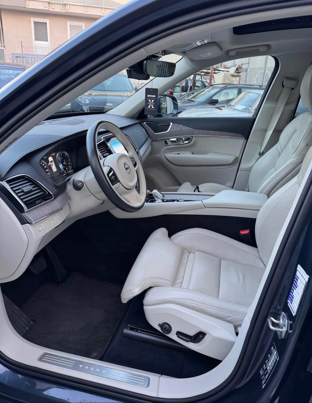 Volvo XC 90 XC90 B5 (d) AWD Geartronic Inscription