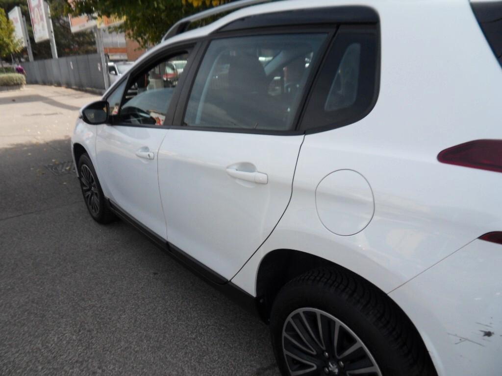 Peugeot 2008 PureTech 82 Active