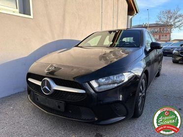 MERCEDES-BENZ A 180 Executive Navi Pelle Uniproprietario