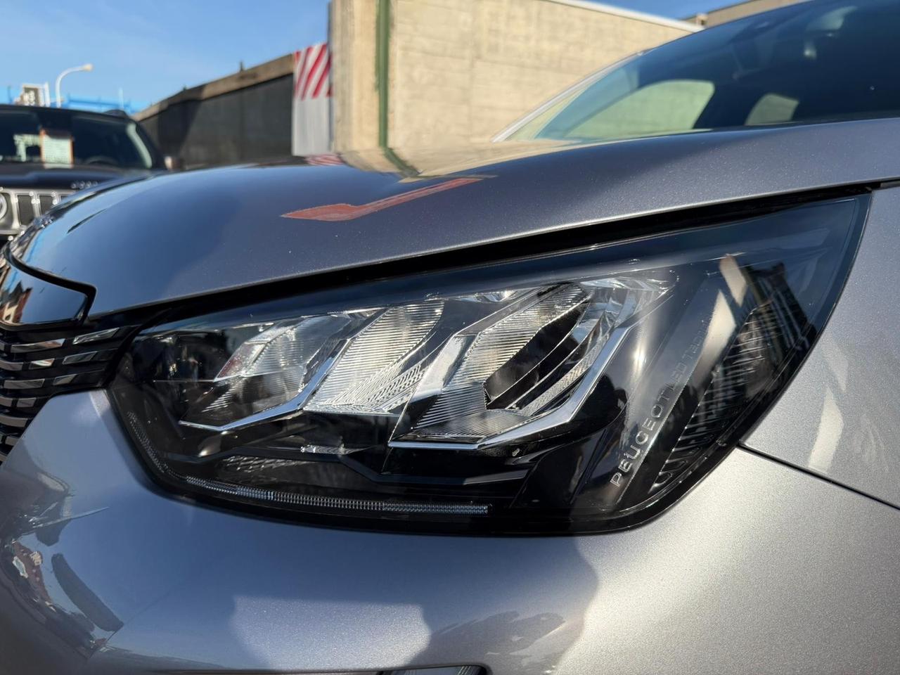 PEUGEOT 2008 1.2 BENZINA 100 (CV) 2021