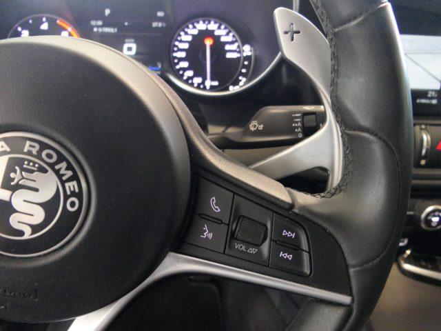 ALFA ROMEO Giulia 2.2 Turbodiesel 210 CV AT8 AWD Q4 Veloce
