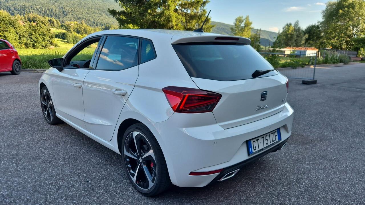 Seat Ibiza 1.0 EcoTSI 110 CV 5 porte FR