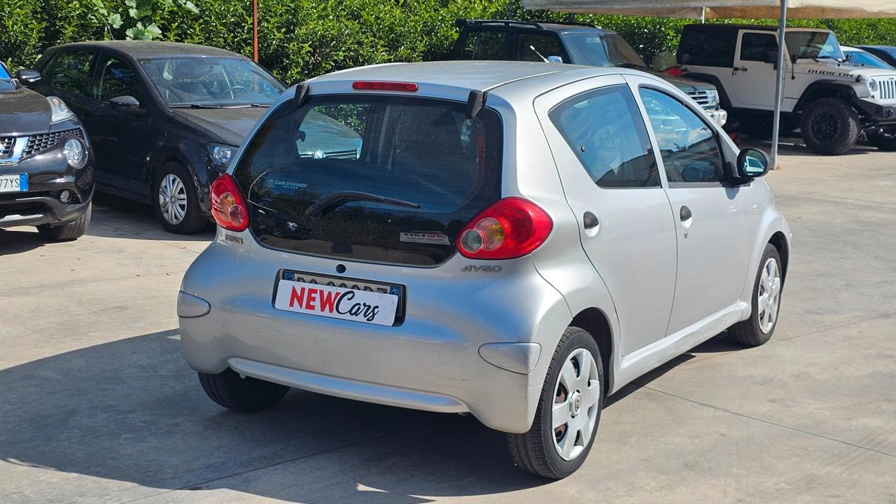 Toyota Aygo 1.0 12V VVT-i 5 porte