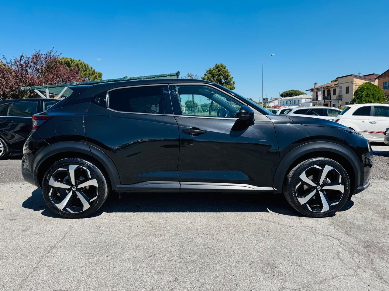 Nissan Juke 1.0 DIG-T 114 CV N-Connecta