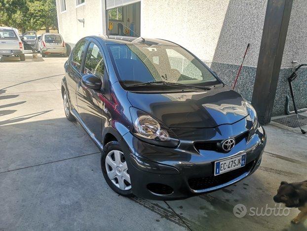 Toyota aygo 1000 benzina