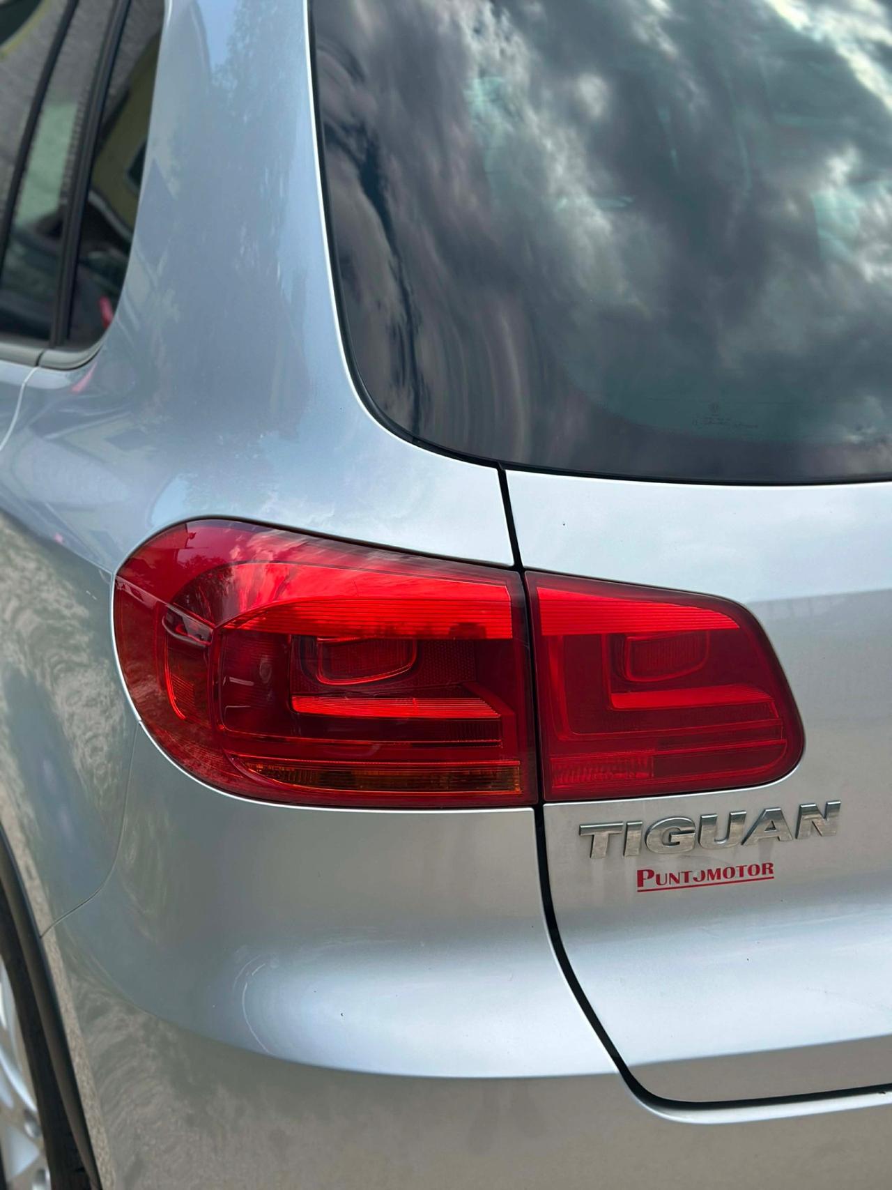 Volkswagen TIGUAN 2.0 TDI DPF 4MOTION SPORT & STYLE