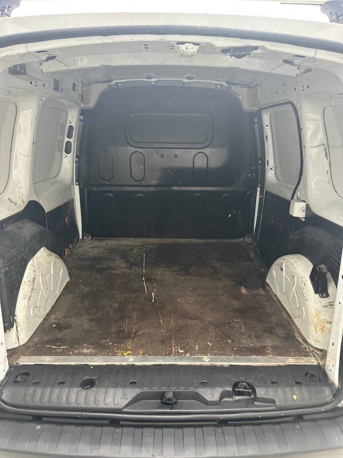 Renault Kangoo Blue dCi 95CV “3POSTI”