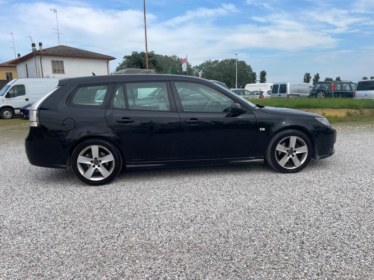 Saab 9-3 SportHatch 1.9 TiD DPF Vector
