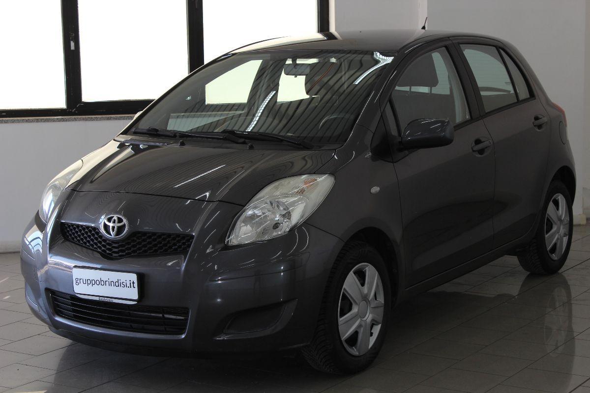 TOYOTA - Yaris - 1.0 5p. Now