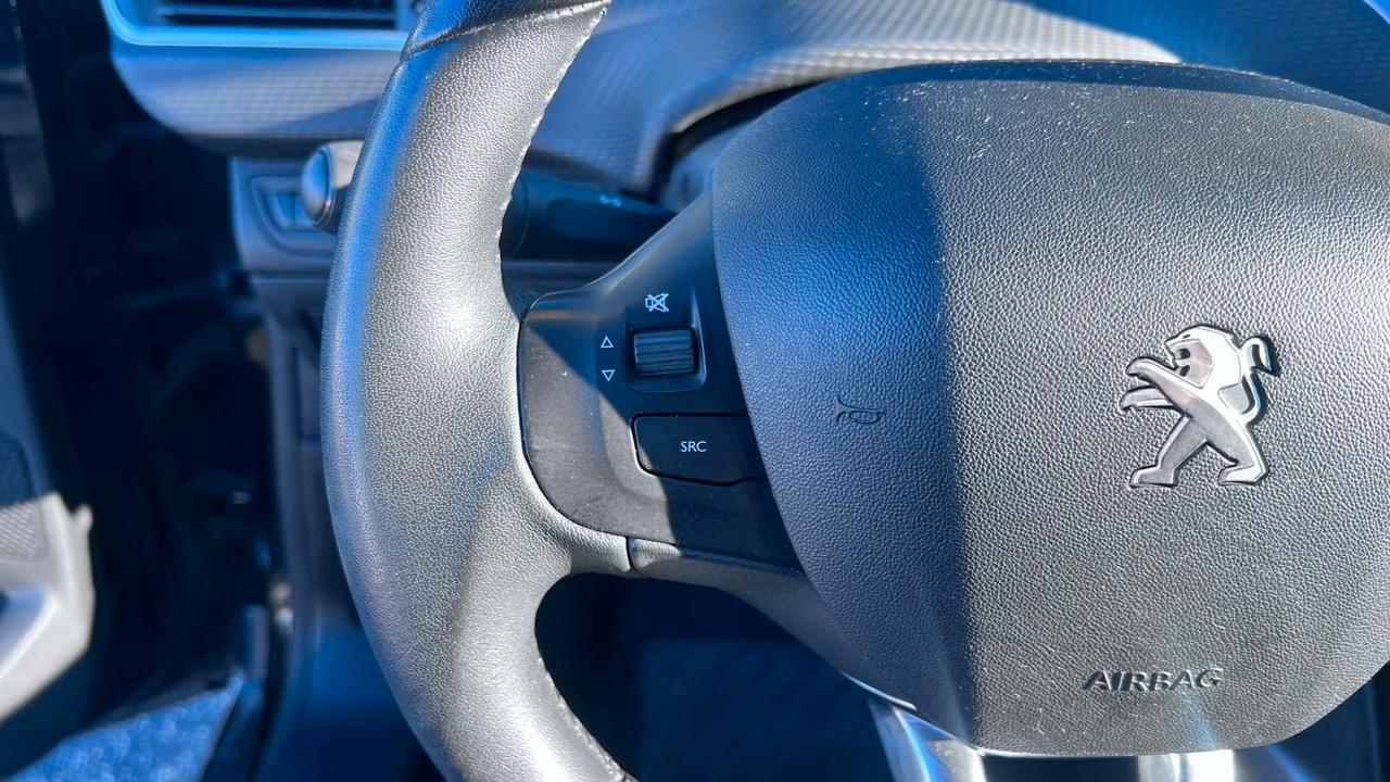 Peugeot 2008 PureTech 82 Active GPL