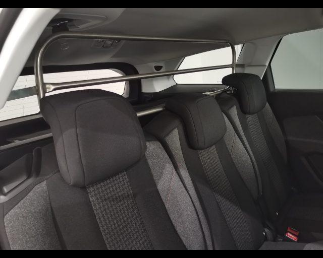 PEUGEOT 5008 BlueHDi 120 S&S EAT6 Business