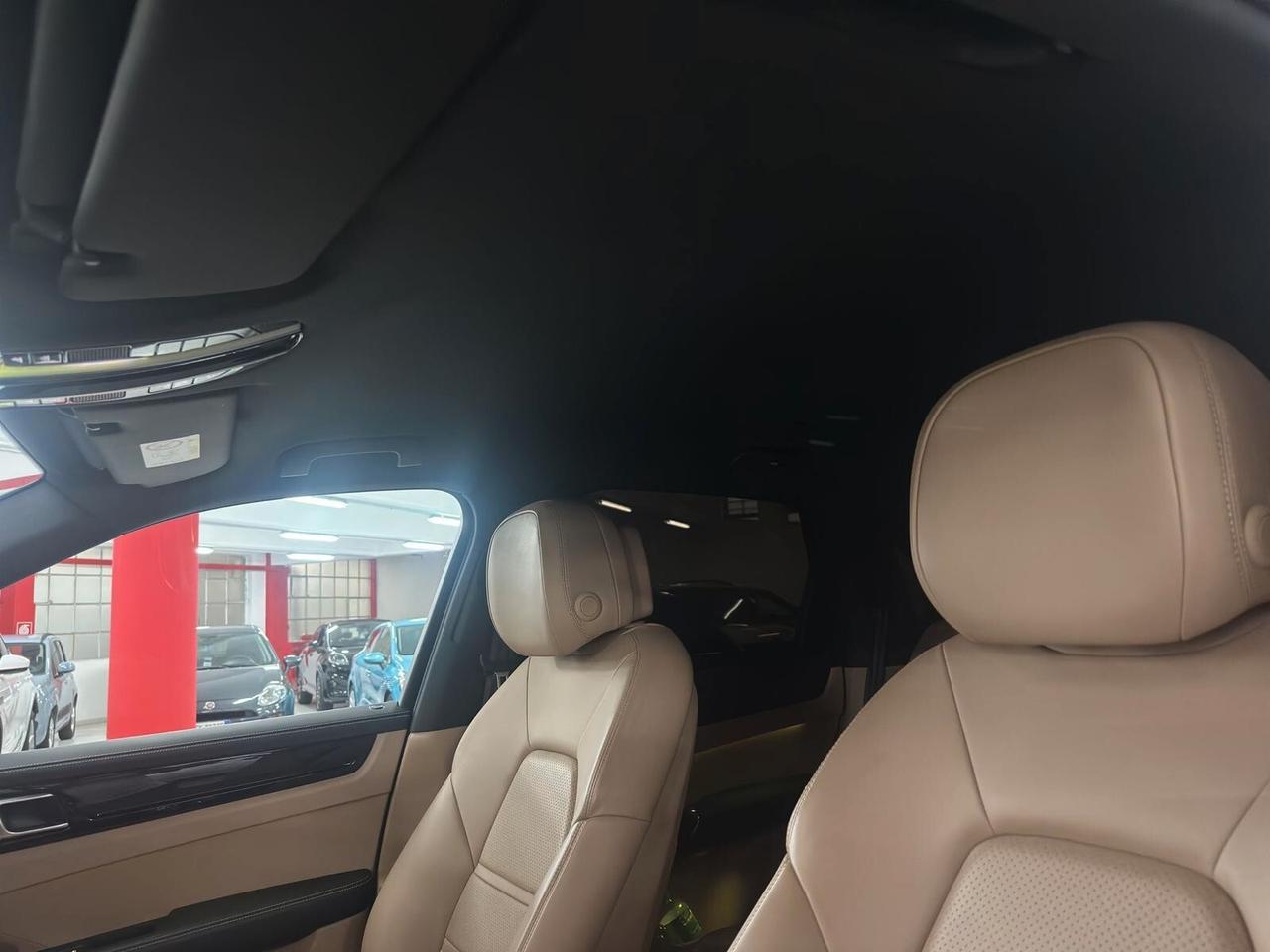 Porsche Cayenne 3.0 V6