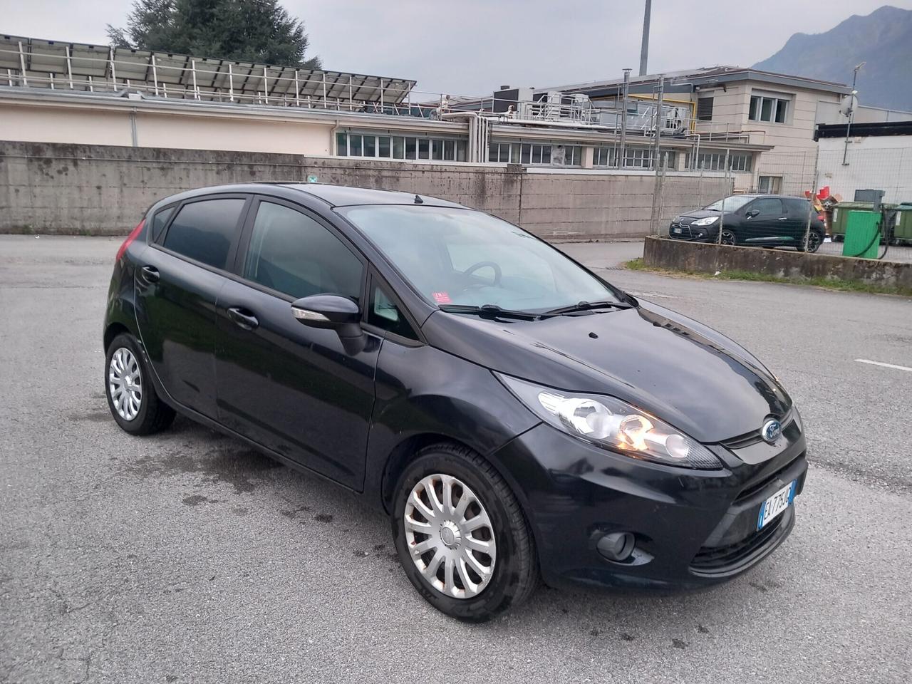 Ford Fiesta 1.4 96CV AUTOMATICA 5 porte