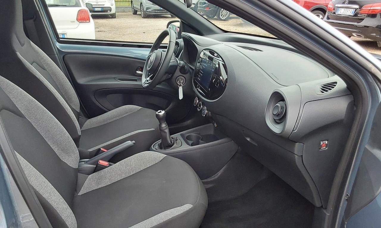 Toyota Aygo X 1.0 VVT-i Lounge