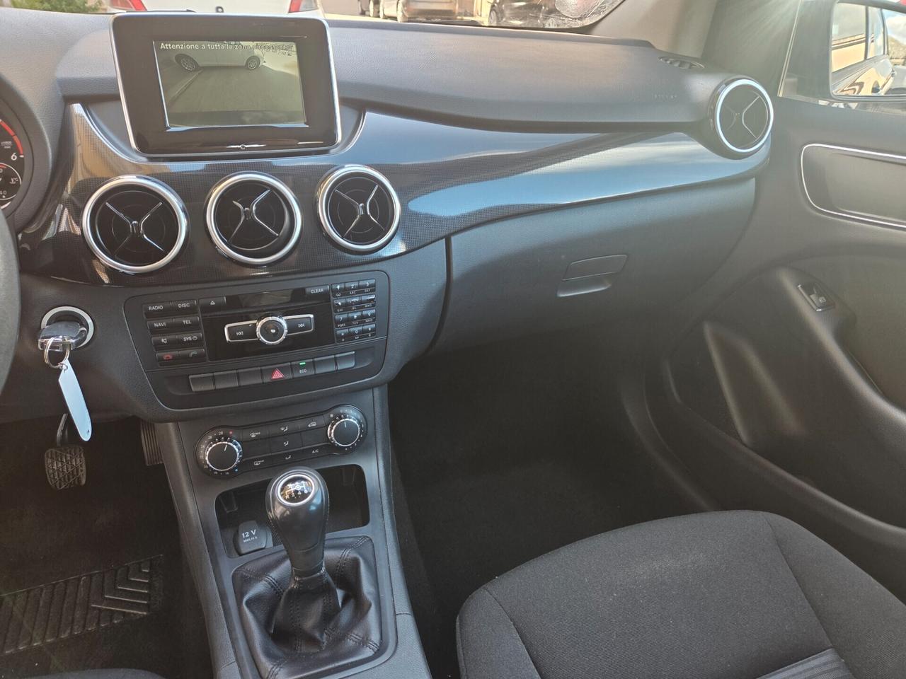 MERCEDES B180 ANNO 2014 1.5 110 CV KM CERTIFICATI