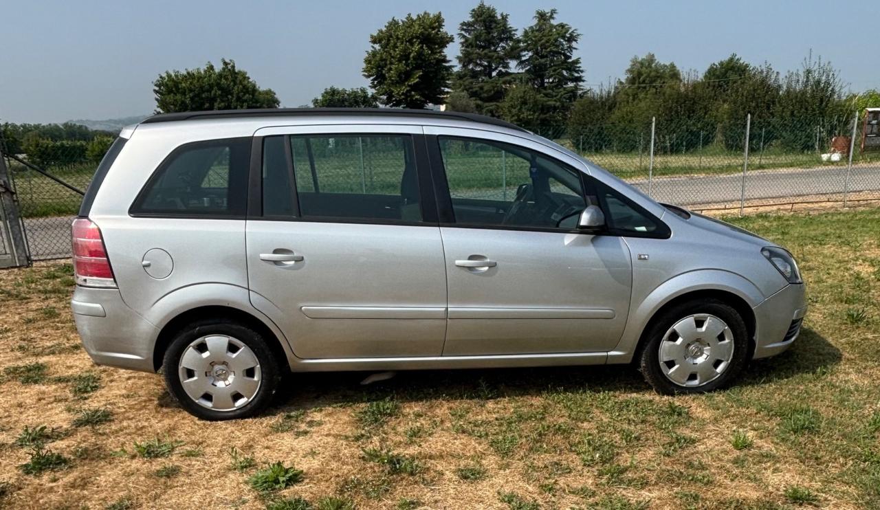 Opel Zafira 1.6 16V ecoM 94CV Cosmo 7 posti