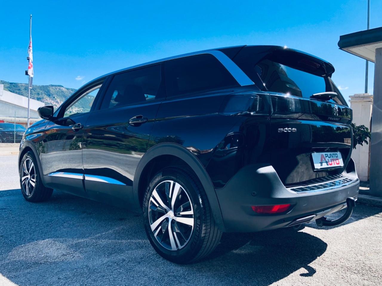 Peugeot 5008 BlueHDi 130 EAT8 Allure N1 AUTOCARRO