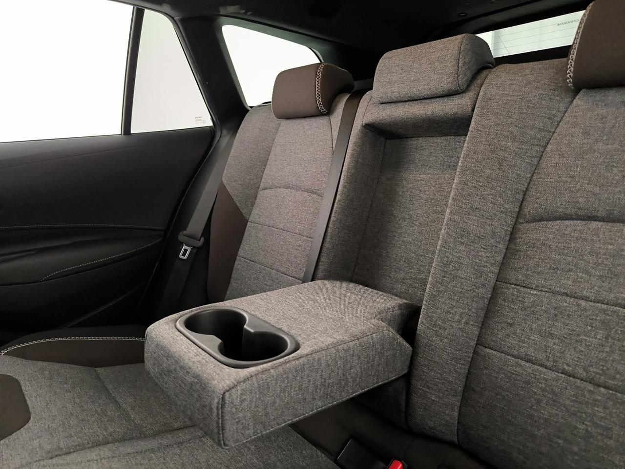 Toyota Corolla touring sports 2.0h trek cvt