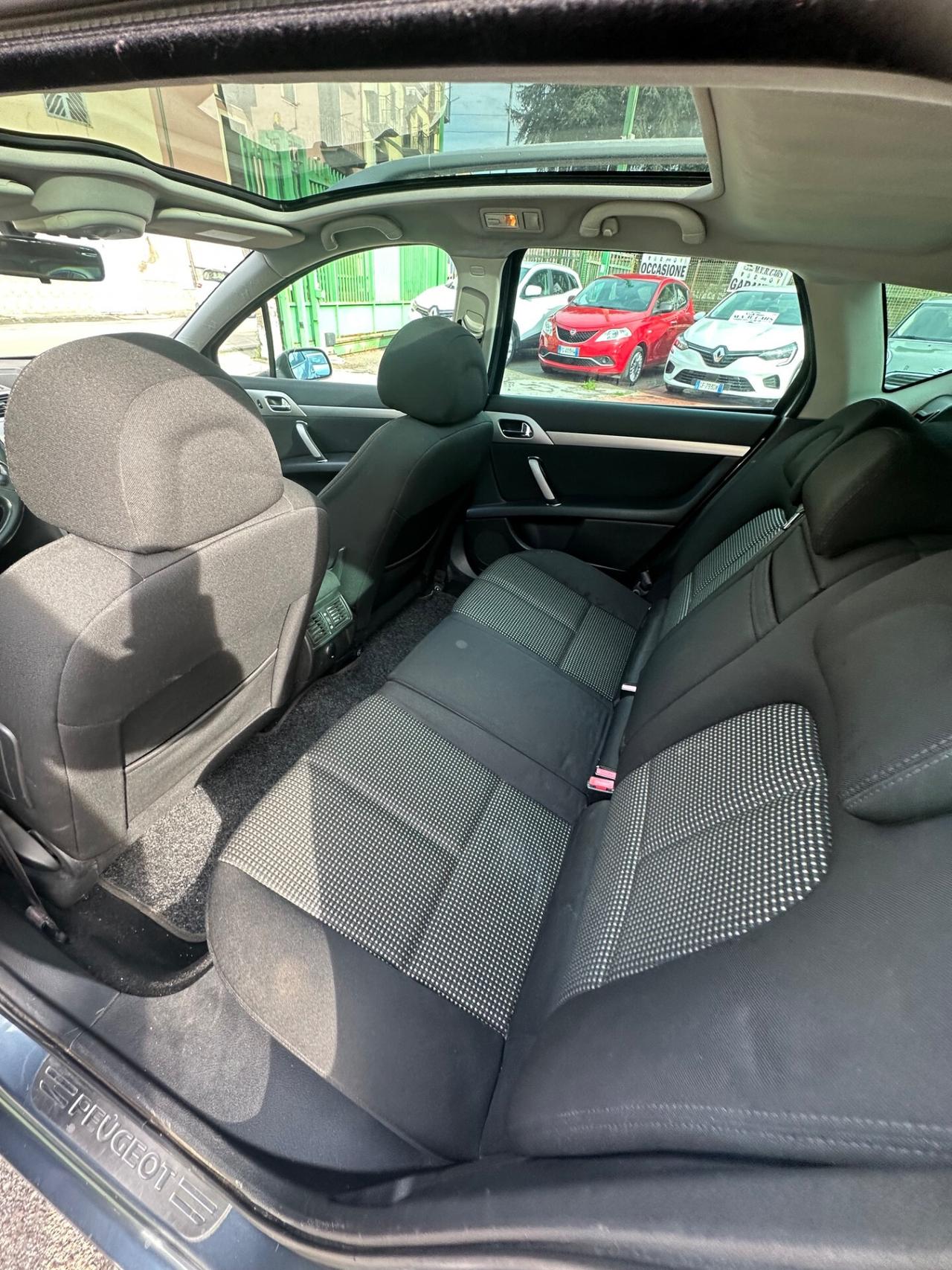 Peugeot 407 2.0 HDi SW Ciel Féline