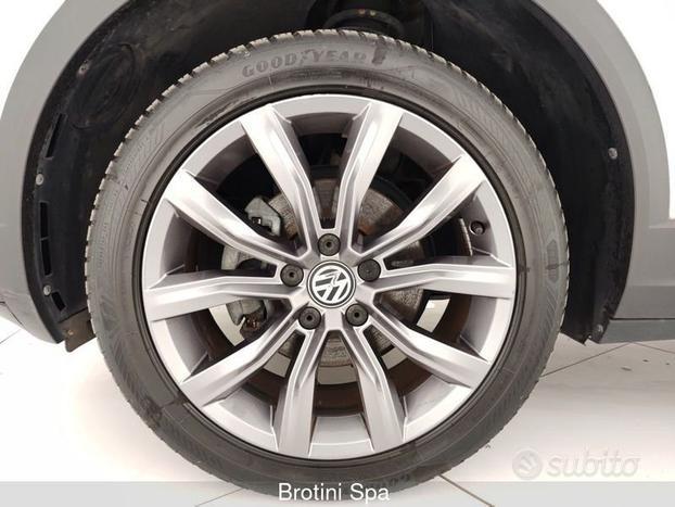 Volkswagen T-Roc 1.5 TSI ACT DSG Advanced Blu...