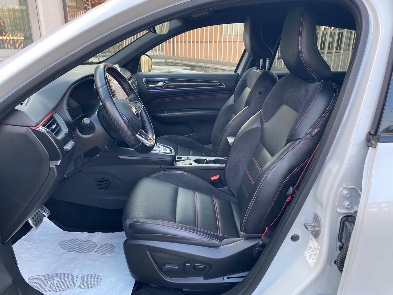 Renault Arkana Hybrid E-Tech 145 CV R.S. Line