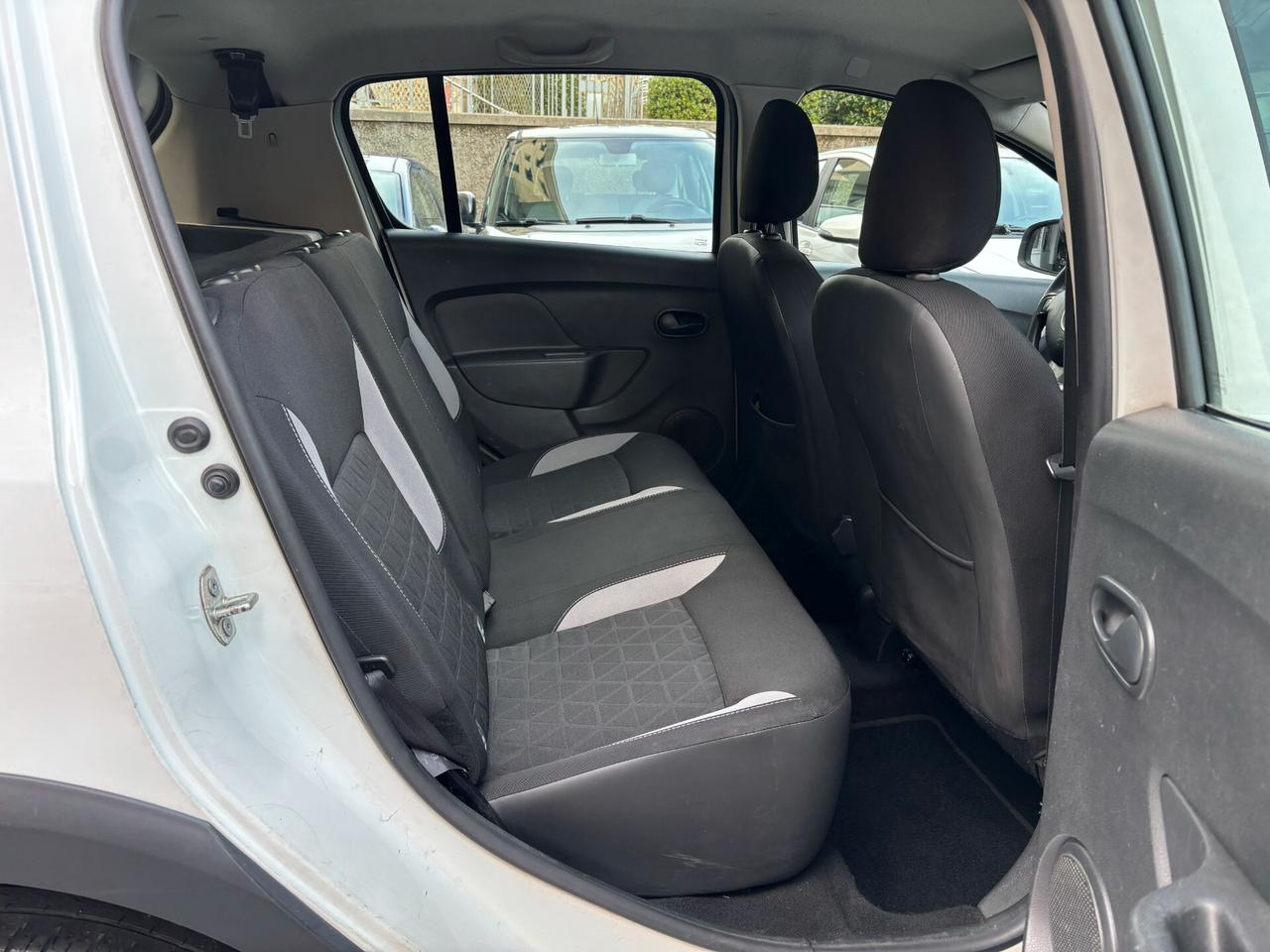 Dacia Sandero Stepway 0.9 TCe 12V GPL 90CV Start&Stop DISTRIBUZIONE NUOVA