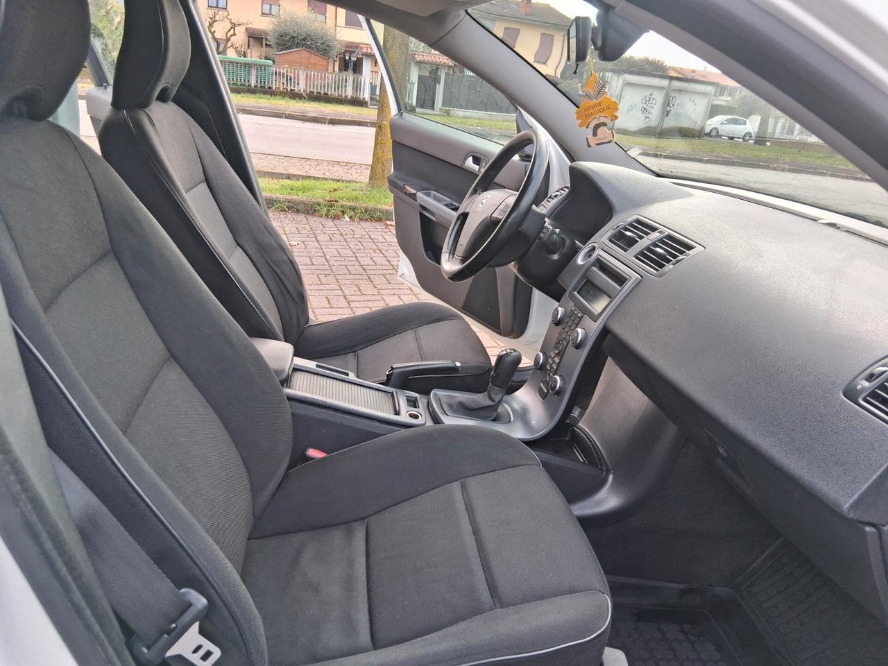 Volvo V50 D4 Geartronic R-design