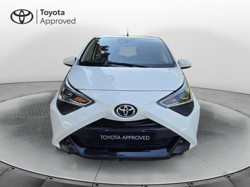 Toyota Aygo 2ª serie Connect 1.0 VVT-i 72 CV 5 porte x-play MMT