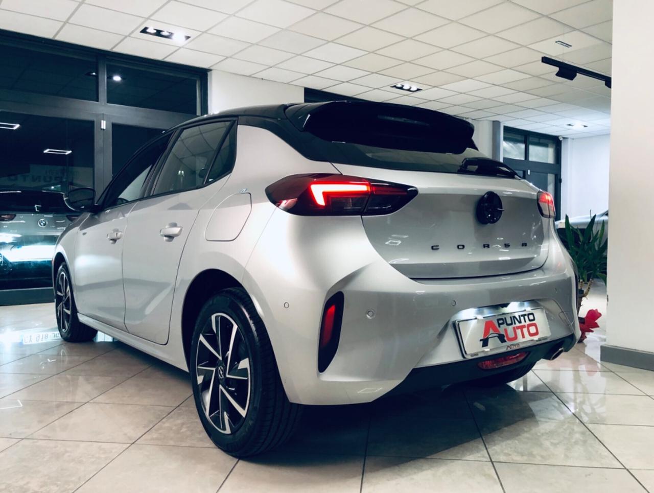 Opel Corsa GS tetto nero 1.2 100 CV PACK CONF