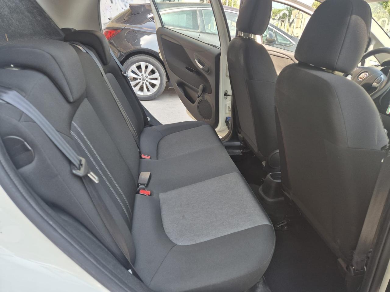 Fiat Punto 1.3 MJT II 75 CV 5 porte Street 2014
