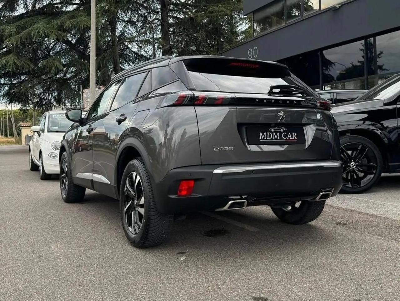 Peugeot 2008 1.2 benz 131
