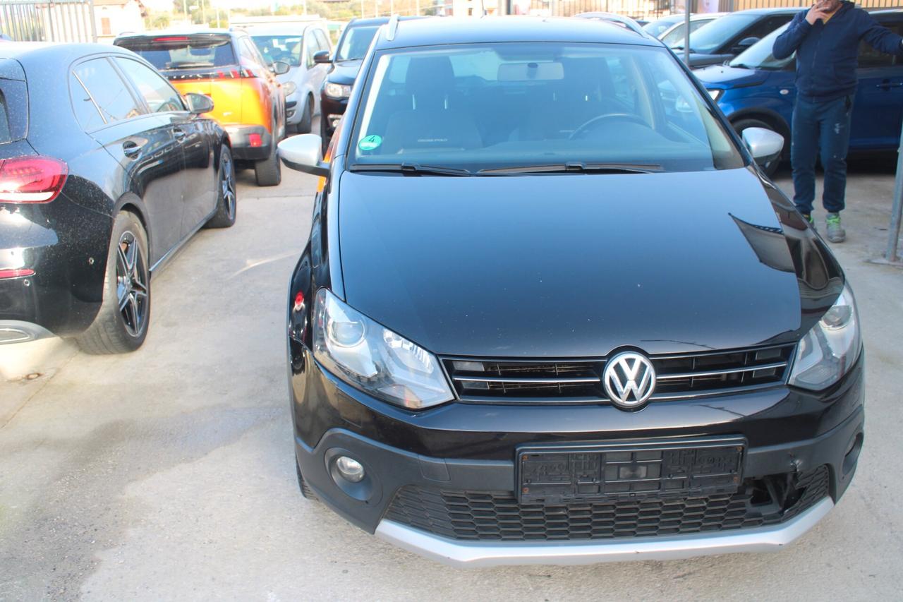 Volkswagen Polo cross 1.6 TDI 90CV DPF DSG 5 porte Highline