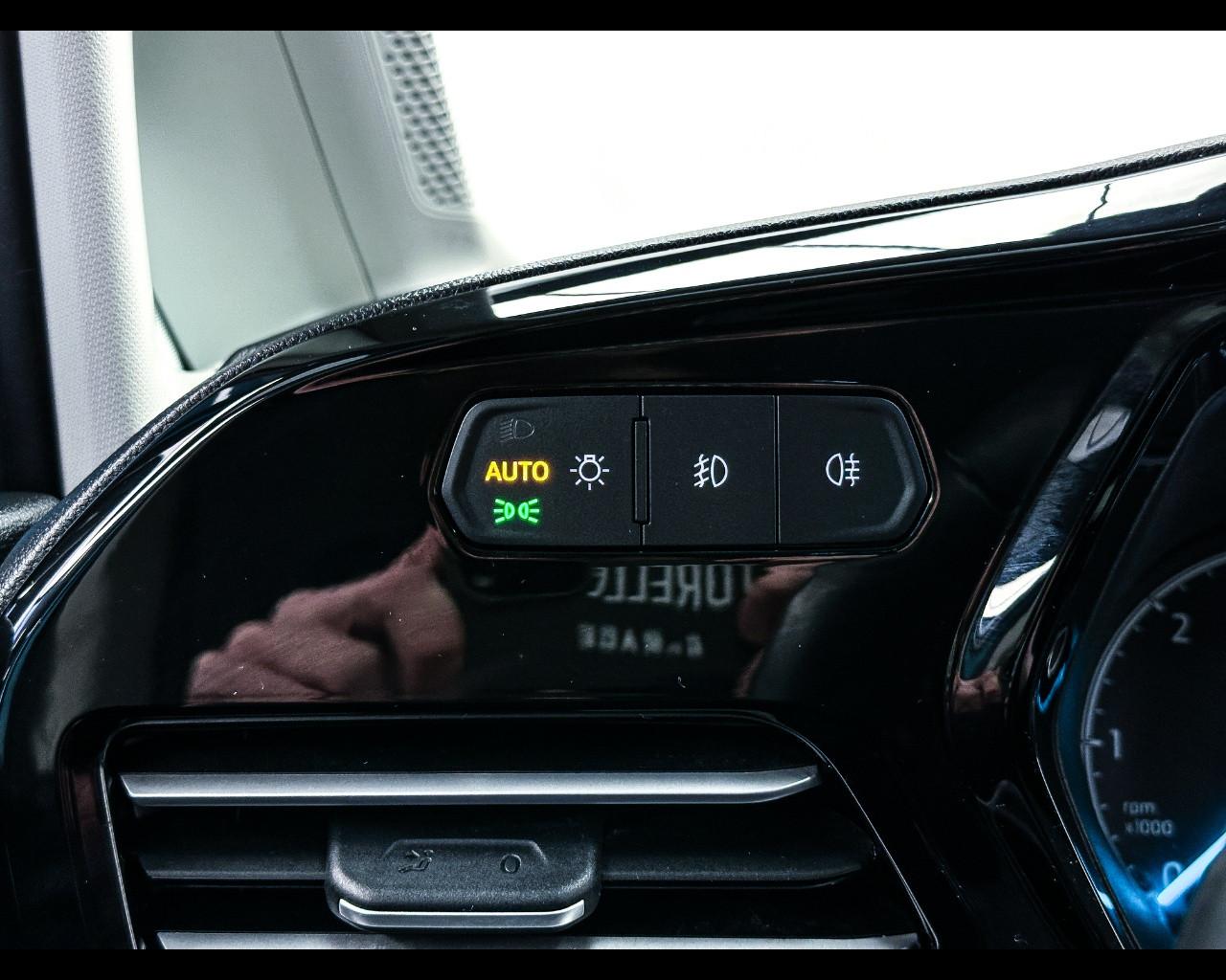 FORD Tourneo Connect 3ªs - Grand Tourneo Connect 2.0 TDCi EcoBlue 122 CV AWD Active