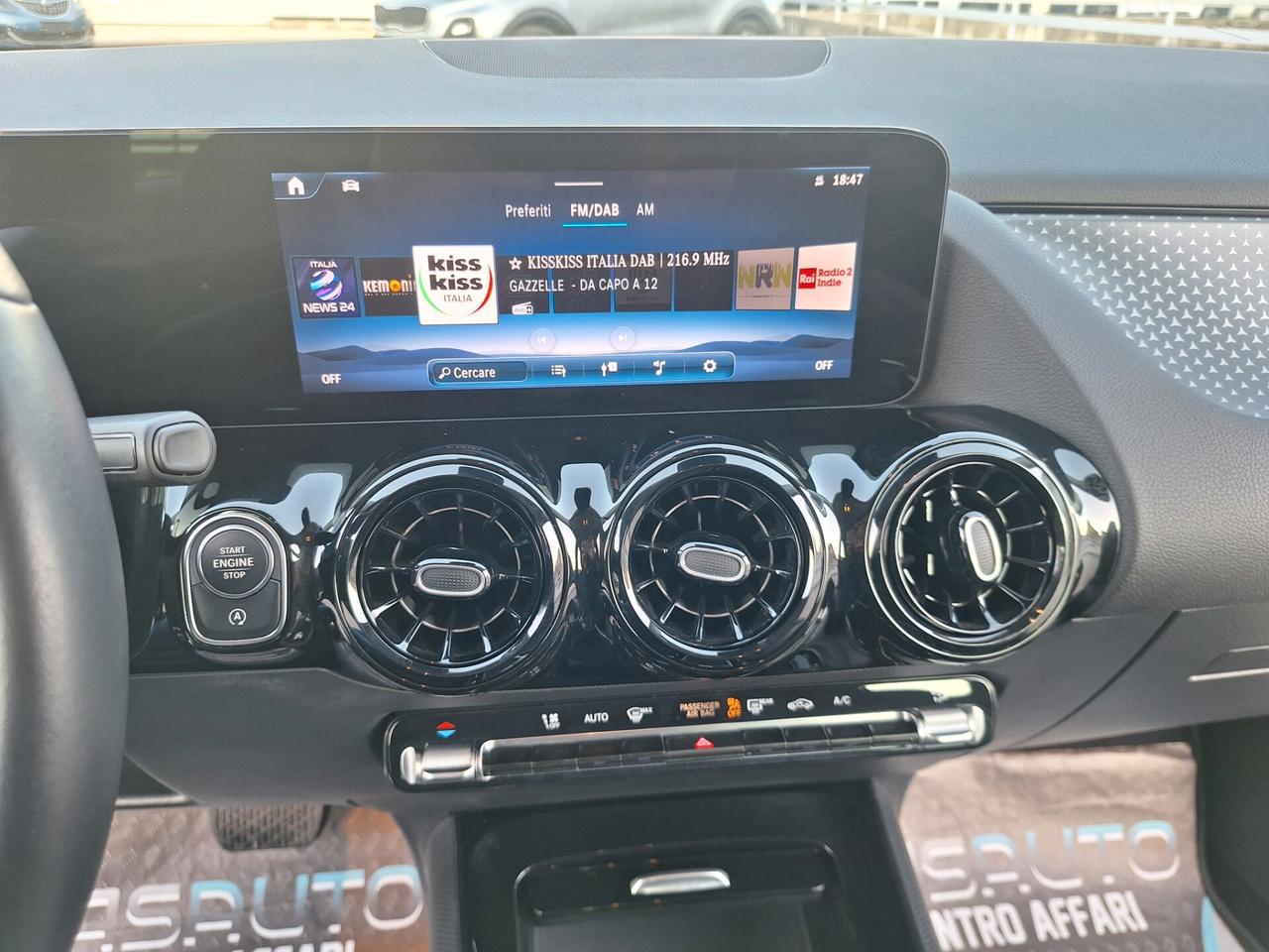 Mercedes-benz B 180 Automatic Advanced RETROCAM- 2023