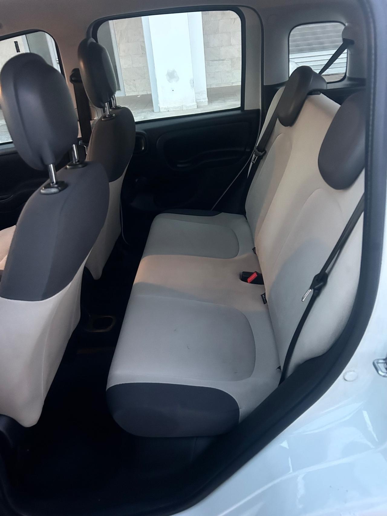 Fiat Panda 0.9 TwinAir Turbo Natural Power Lounge