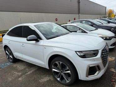 Audi Q5 Sportback 40 2.0 tdi mhev 12V S line Plus quattro s-tronic
