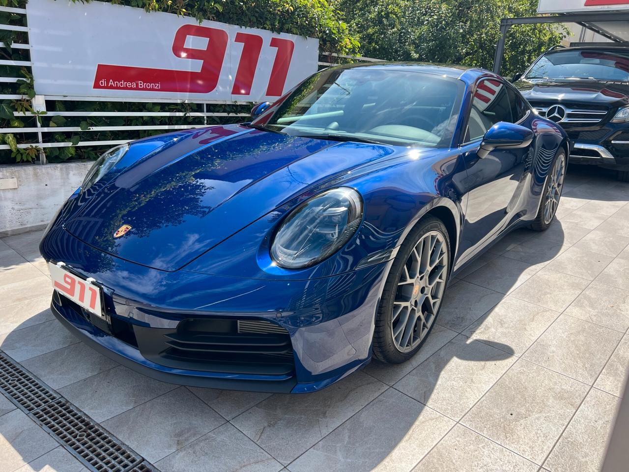 Porsche 911 Carrera